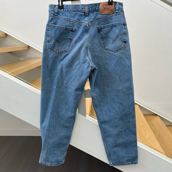 Mens Levi's 550 relaxed fit jean - Picture 2 of 3